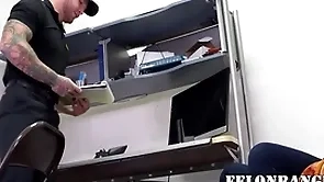 Hot stick-up man tries with regard to steal my dedication