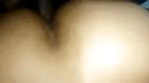 Negão brocador enchendo o cú swing novinho da comunidade de leite sem capa.