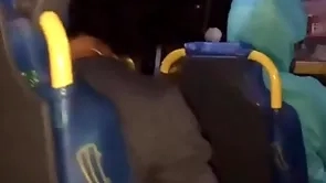 Putaria dentro attain onibus